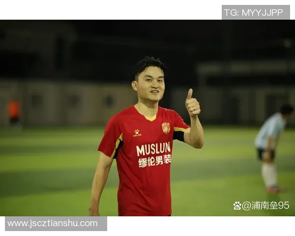 世界杯预选赛特别报道：深圳足球队的转型之路